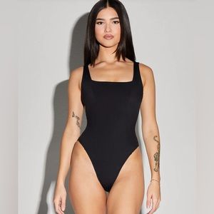 Ta3 Hi-Cut SQUAREY - (Short)